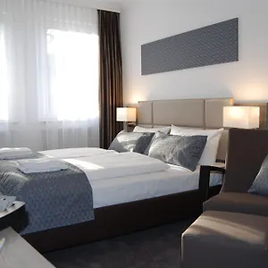 3* Hotel Dom Am Roemerbrunnen