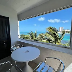 Amazing Ocean Front. 418 , Cancún México