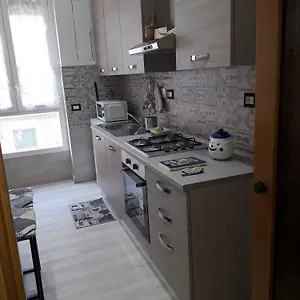 Peonia La Casa...... Vacanze Per Tutti , Roma Italia